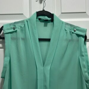 Zac & Rachel mint green chiffon sleeveless blouse with front tie at waistline